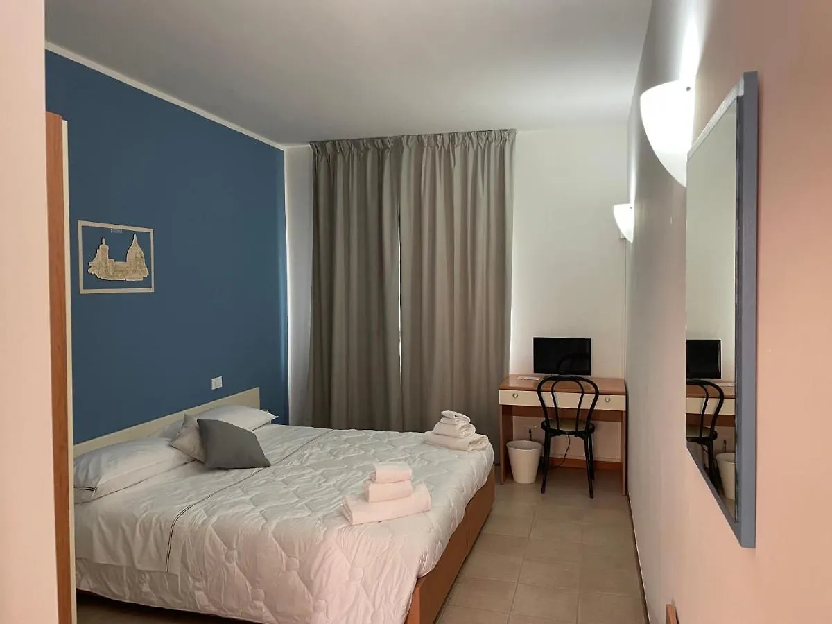 Sportland Hotel Colle Val D'Elsa 0*,